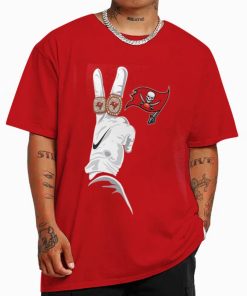 T Shirt Color Tampa Bay Buccaneers Two Rings In Hand T Shirt