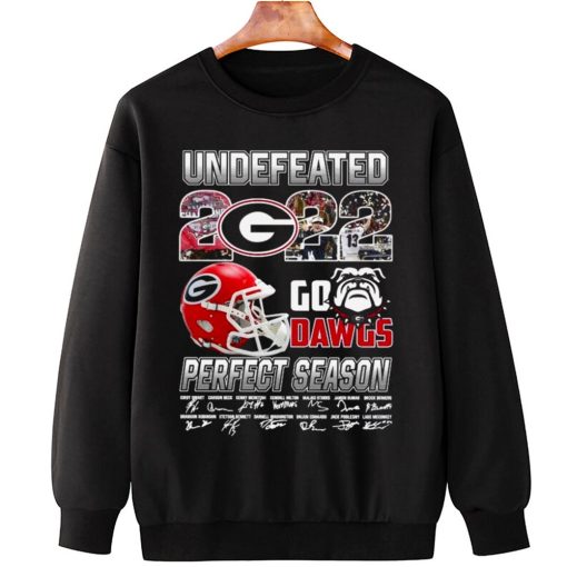T Sweatshirt Hanging Georgia Bulldogs 2022 Go Dawgs Perfect Season Signature T Shirt
